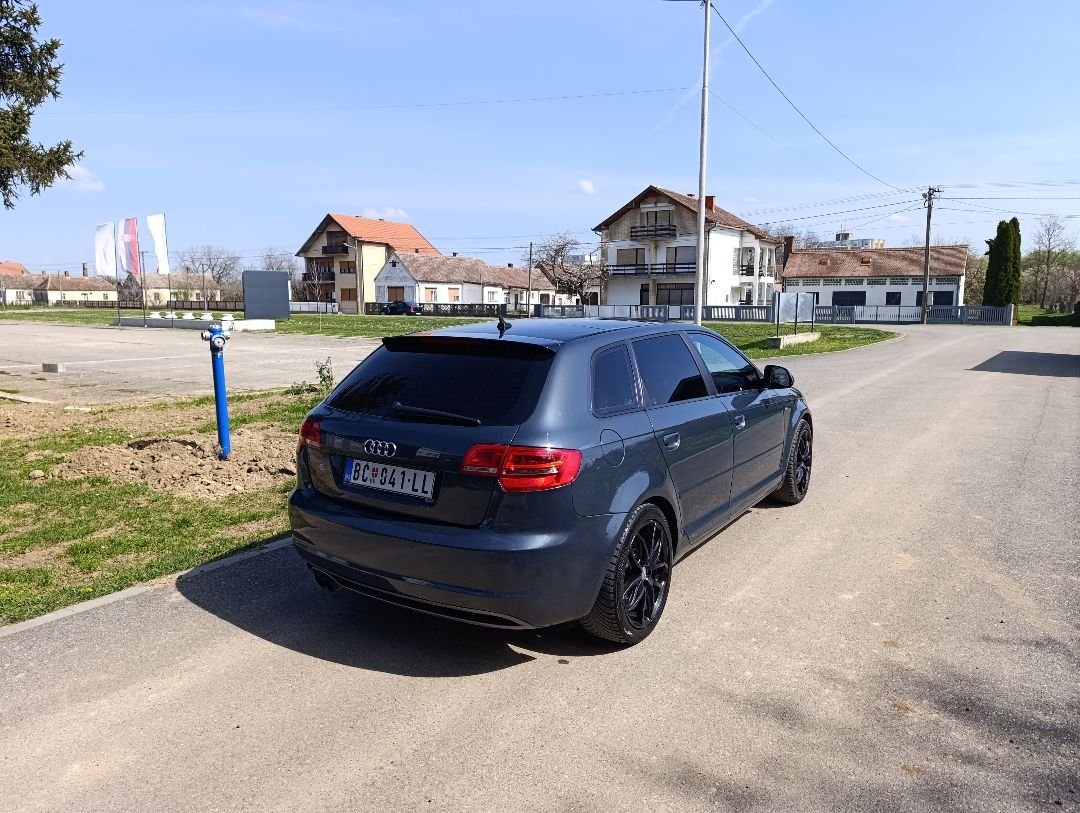 Autoperionica Martinović automobil